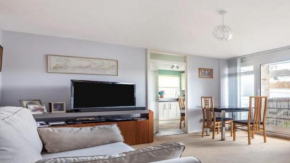 Al Falea Botanica Tower Luxury Apartment